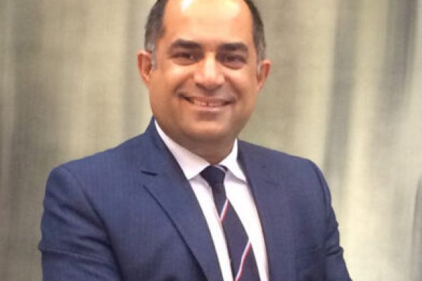 e517ef3d-1db4-4-392x500-1